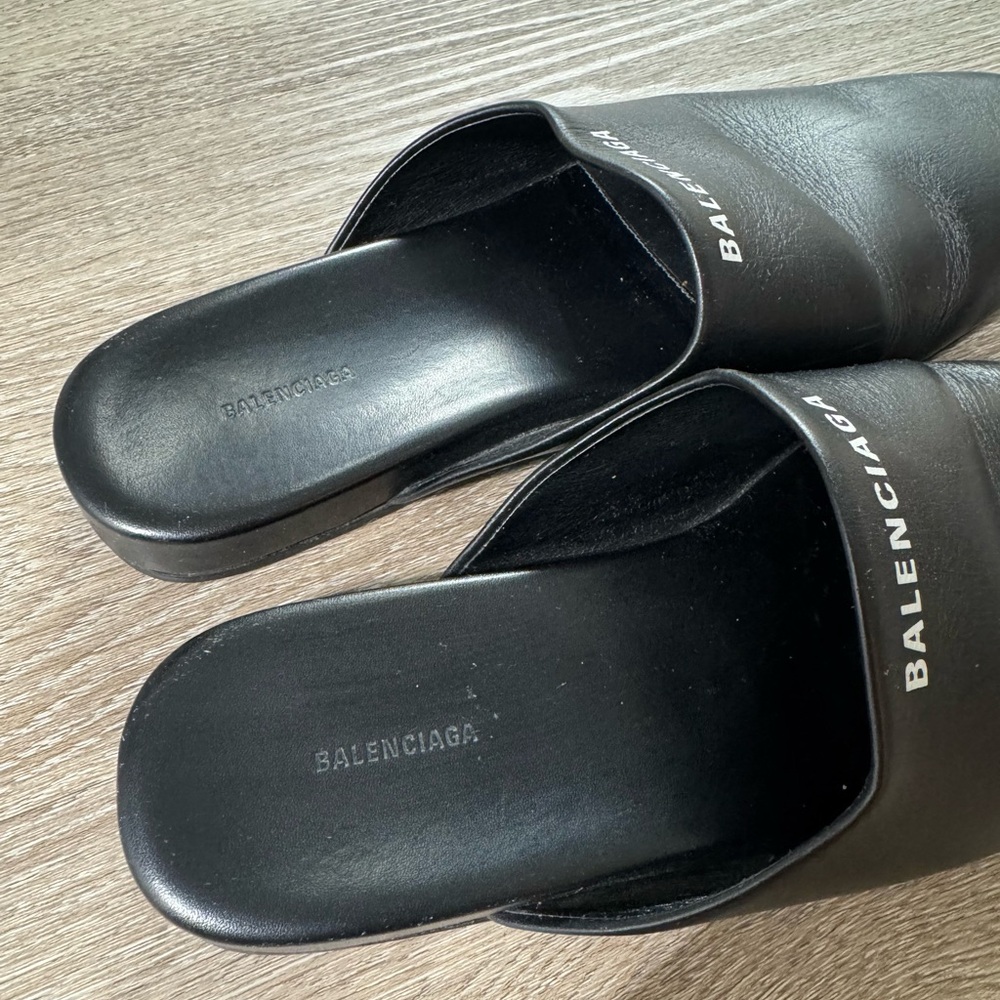 Balenciaga Black Leather Loafers - Picture 3 of 3